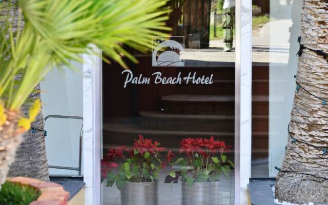 Отель Palm Beach Hotel Италия, Чинизи - 1 отзыв об отеле, цены и фото номеров - забронировать отель Palm Beach Hotel онлайн вид на фасад