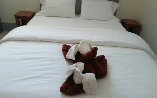 Top Harvest Rental Hostel