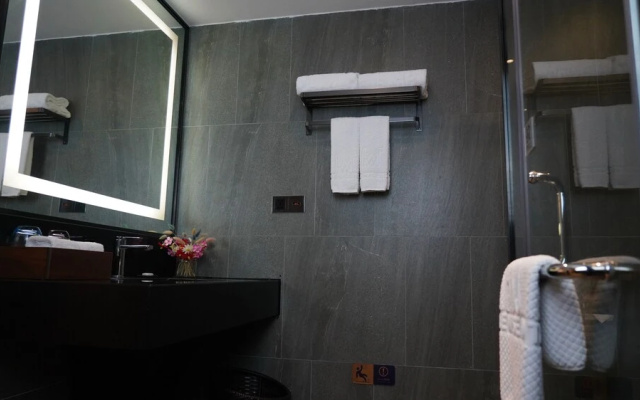 Homewise Hotel