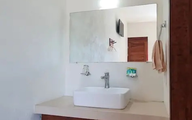 Carri Surf Studio
