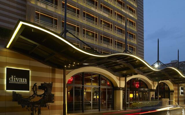Divan Istanbul Турция, Стамбул - 3 отзыва об отеле, цены и фото номеров - забронировать отель Divan Istanbul онлайн вид на фасад