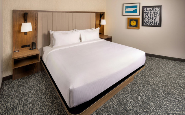 DoubleTree by Hilton Hotel Jackson
