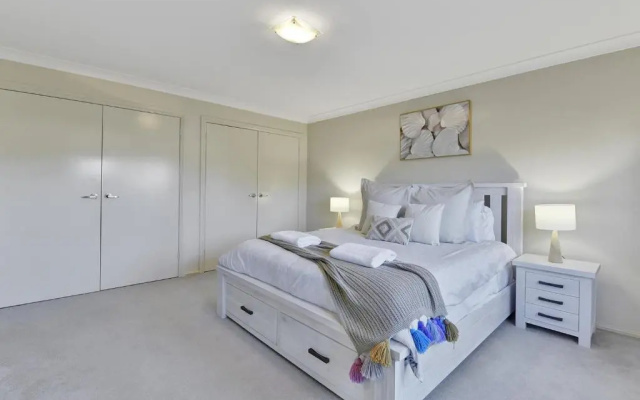 Terrific Taloumbi, Cosy & Spacious, Free Wifi
