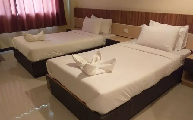 Sirichai Hotel