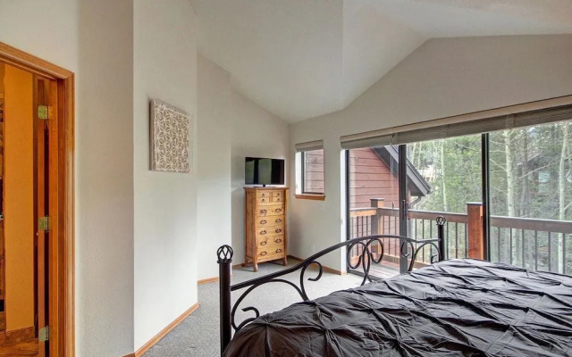 Village Point 303