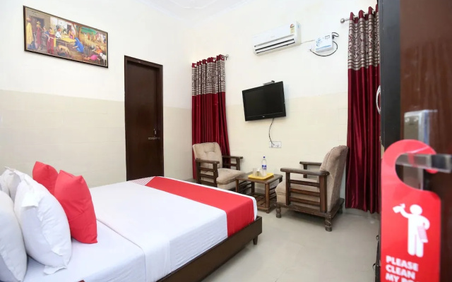 OYO 12934 Hotel Shivjot