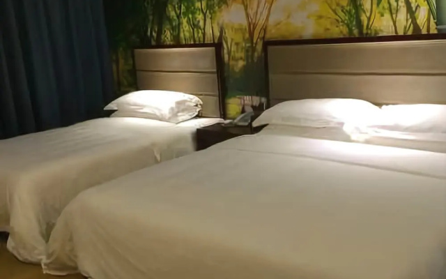 Longquan Hotel