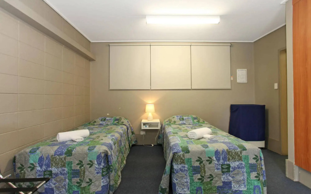 Tandara Hotel Motel