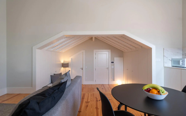 Oporto Rooftop Studio by Vacationy