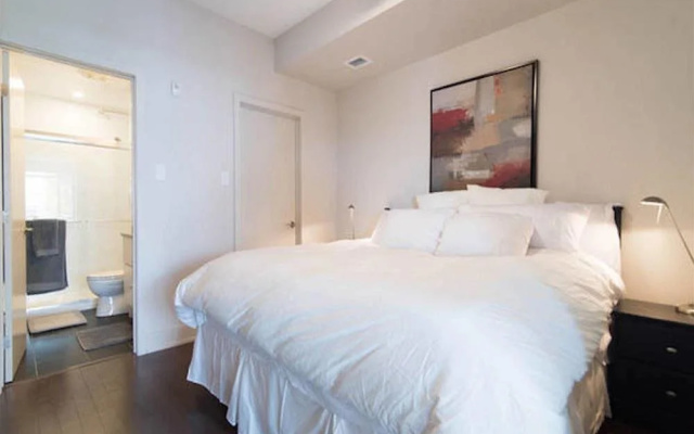 LM Stays - Richmond Road Condo