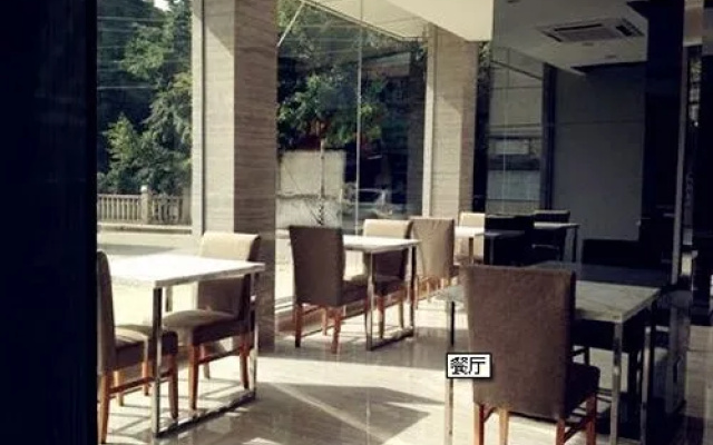 Super 8 Hotel Fuzhou Railway Station West