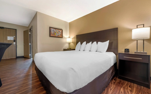 Econo Lodge New Ulm