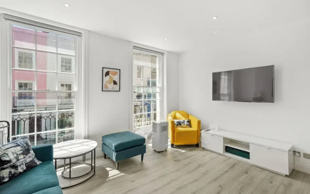 Flat 1 Beauchamp Place