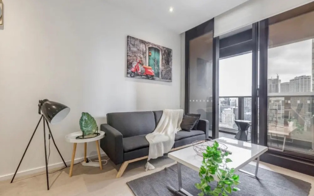 Prima Pearl Luxury 2-Bedroom Apartment