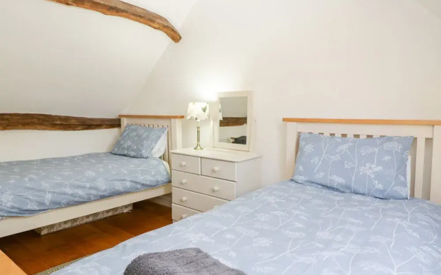 Tinkley Cottage