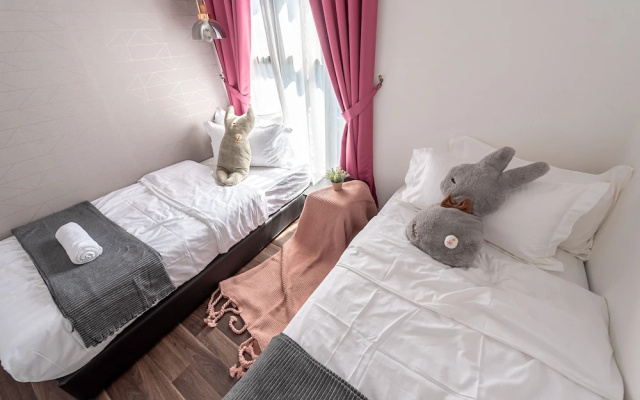 3BR Homestay with Pool View Bukit Rimau