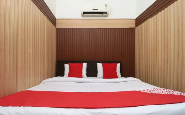Oyo 22981 Hotel Temple Tower