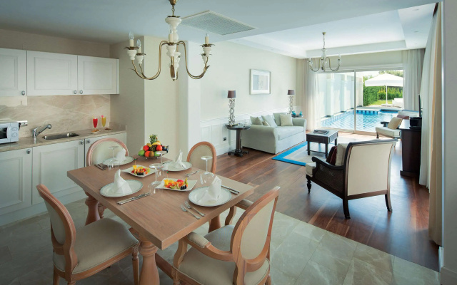 Отель Titanic Deluxe Golf Belek