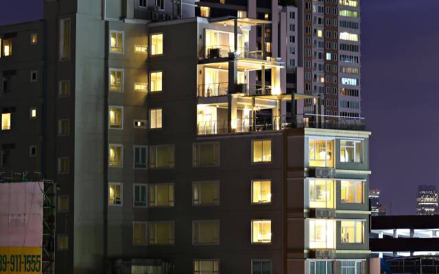 Отель V Residence Bangkok Бангкок вид на фасад