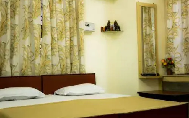 Laxmi Niwas Guest House