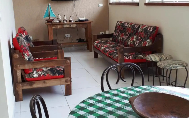 Casa de praia com piscina em Caraguatatuba - SP