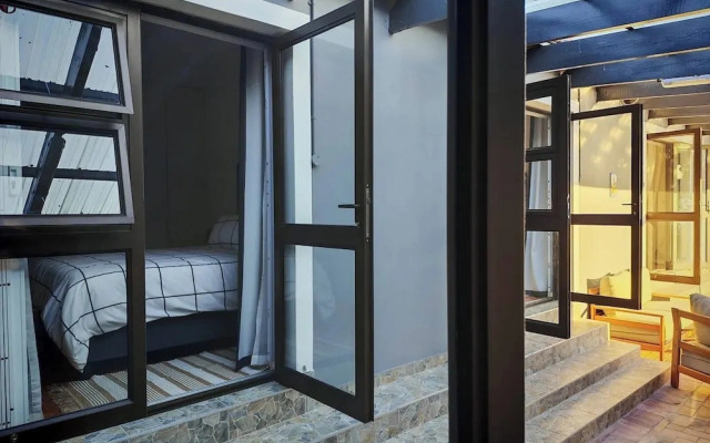 Room-courtyard Double Room With Shared B