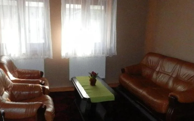 Radio Hotel