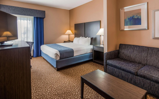 Bradenton Hotel & Suites