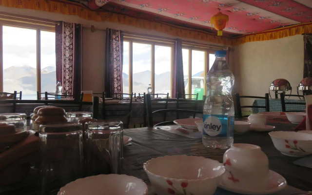 Camp BlueWaters - Pangong