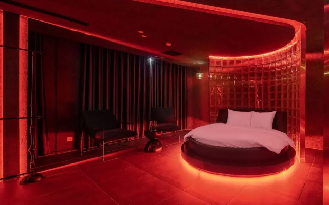 Jacayl Hotel