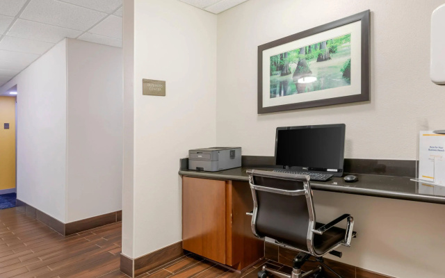 Comfort Inn & Suites Covington - Mandeville