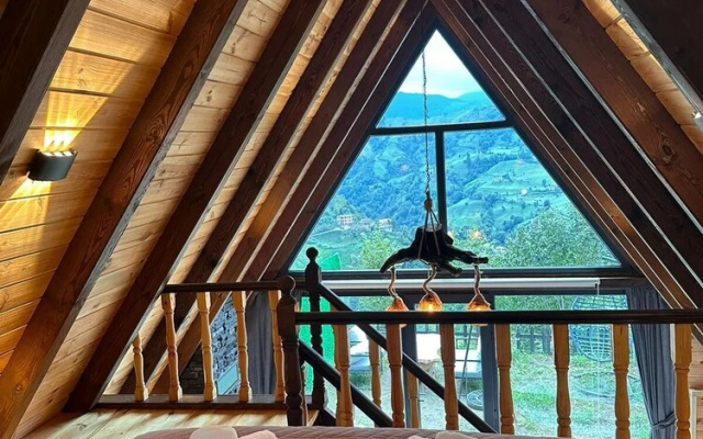 Eloi Suit Bungalov
