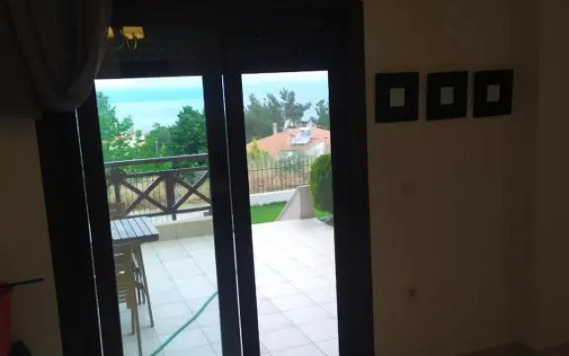 Afrodites sea view house