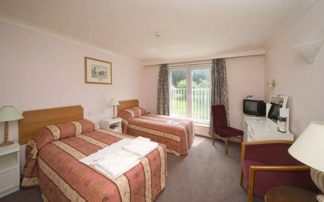 The Caledonian Island Hotel