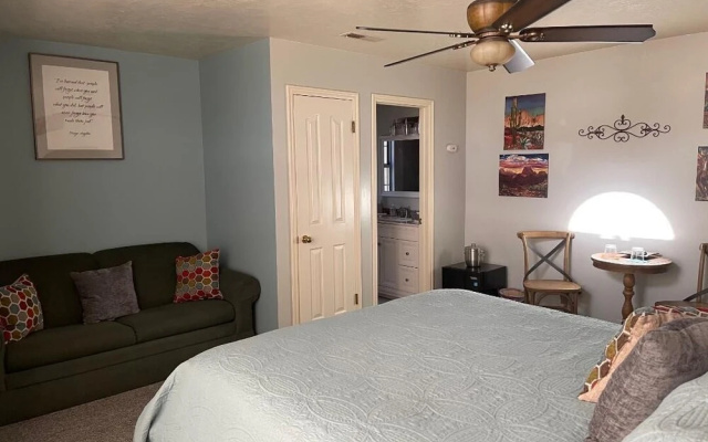 Harvest House Bed & Breakfast