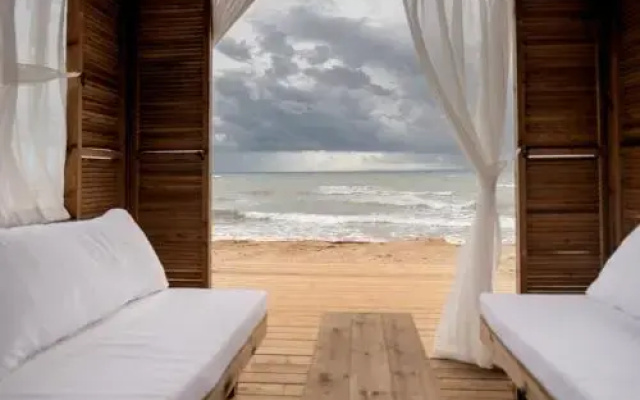 Thalassa Private Pent Houses