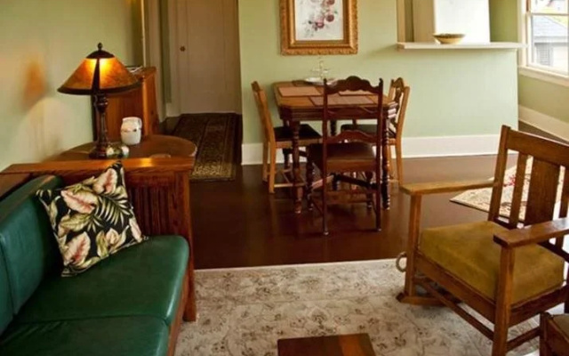 Hydrangea Inn