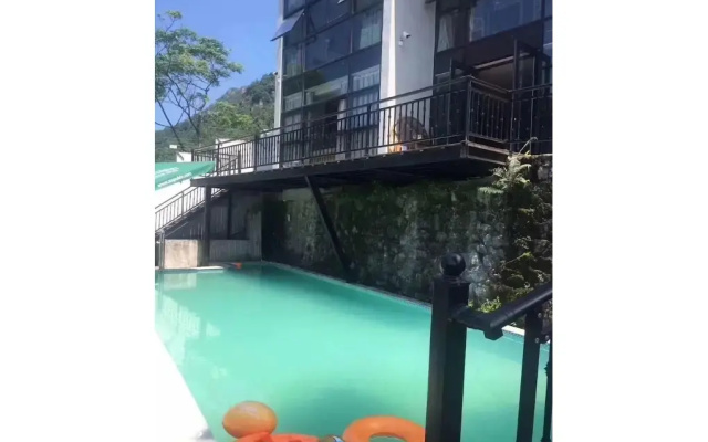 Huating Villa
