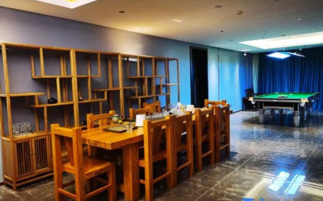 Huatan International Hotel (Shijiazhuang Railway Station Branch)
