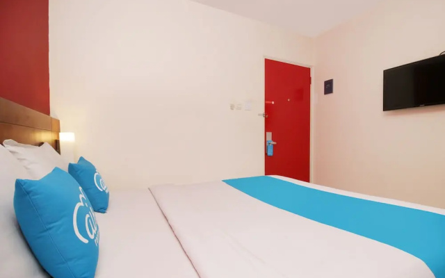 Airy Serpong Boulevard BSD Timur AH 2 Tangerang Selatan