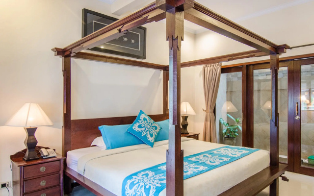 Heliconia Villa