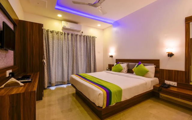 Treebo Prince Palace With Swimming Pool