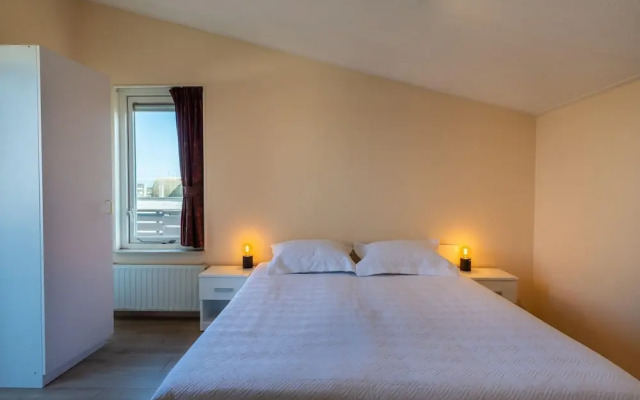 Bungalow Near Oosterschelde Beach