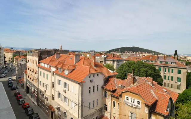 Deluxe Apartments & Rooms Sarella