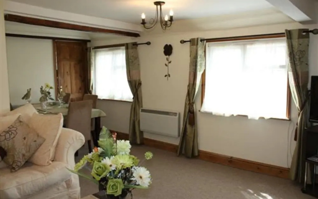 Robertsbridge Retreat Upper Apartment