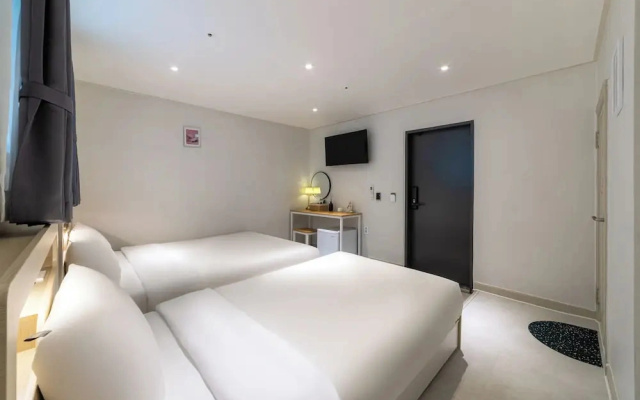 BigBoxStay Myeongdong