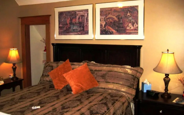 Phoenix House B&B