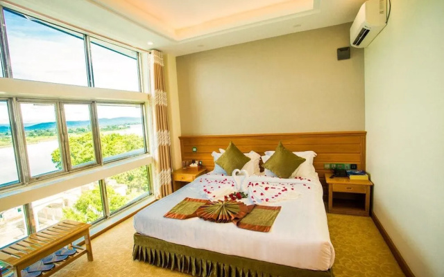 Cartel Hotel