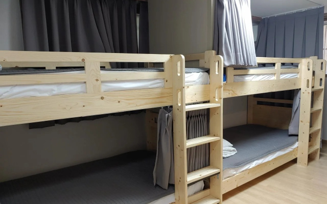 Y's House - Hostel
