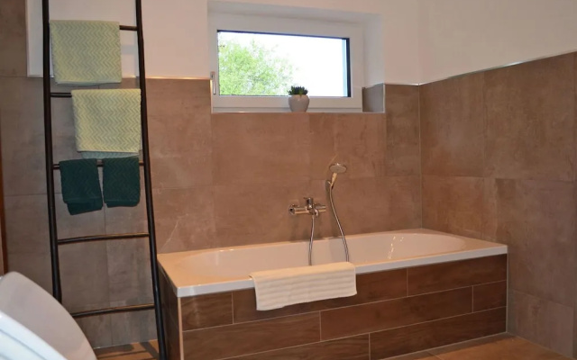 Valley-view Apartment With Garden in Wenns